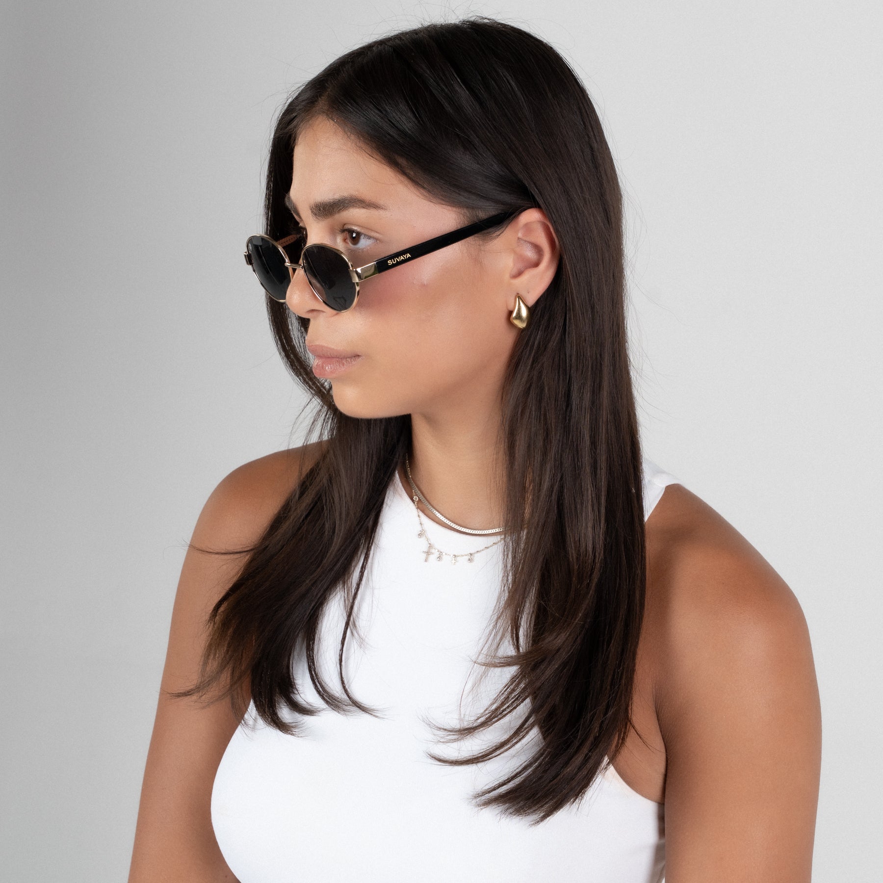 #color_Black-Gold-Grey